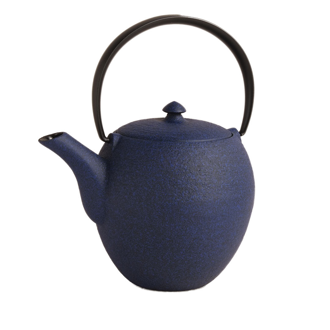 Wazuqu Mayu Small Cast-Iron Teapot - 350ml
