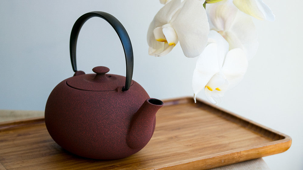 Wazuqu Fuku Small Cast-Iron Teapot